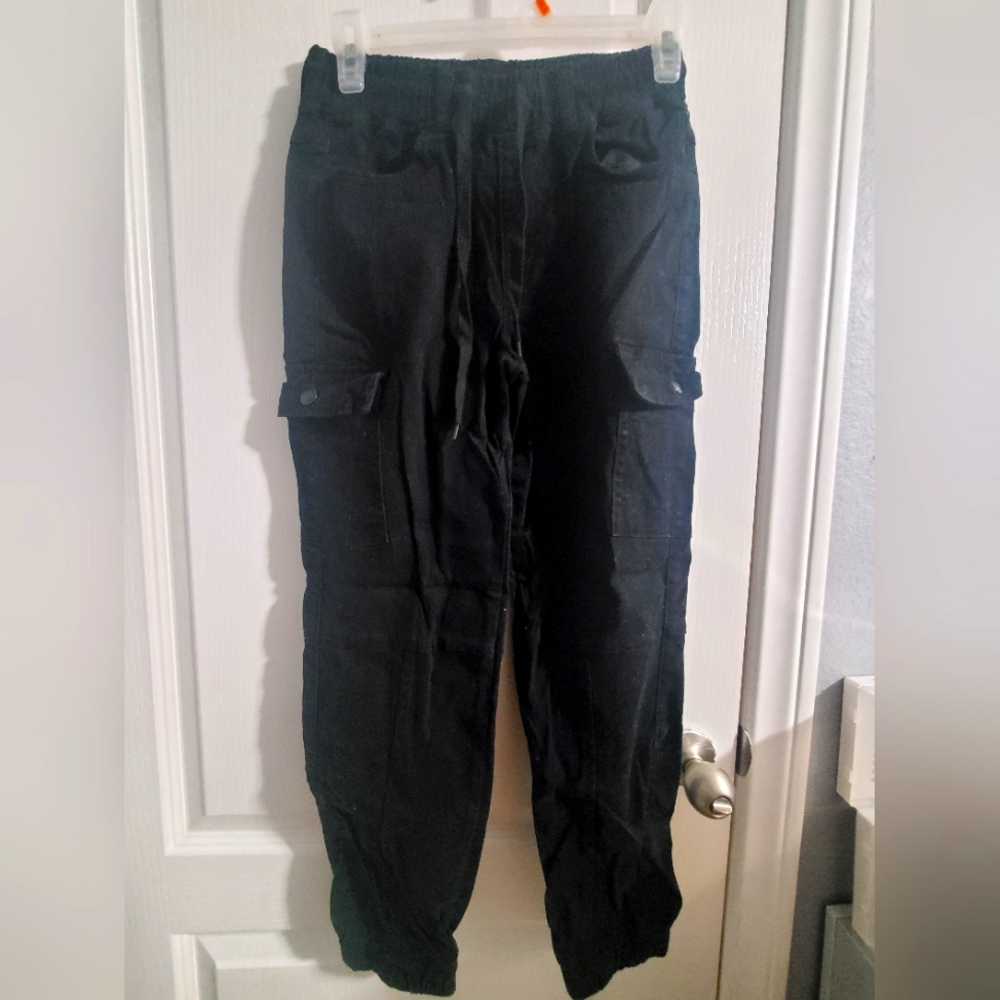 Black cargo pants